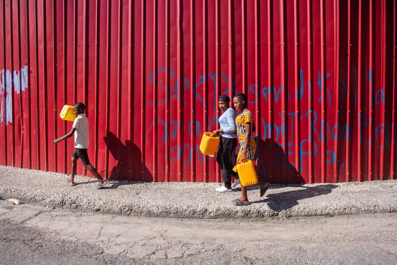 Capital de Haití se paraliza por segundo día consecutivo por violencia de bandas armadas