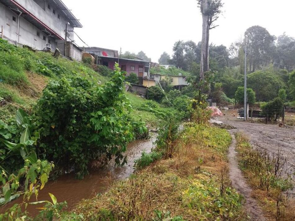 Fuerte lluvia provoca afectaciones en dos viviendas en Cerro Punta