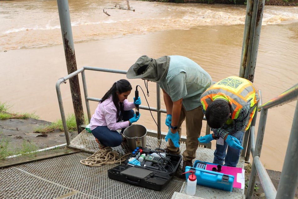 MiAmbiente impone sanciones por contaminación de ríos, mientras el Idaan anuncia plan de desinfección en Azuero