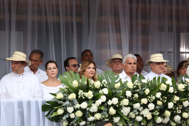 Mulino lleva el poder a La Villa: gabinete completo, asesores y silencios en una fecha cargada de símbolos