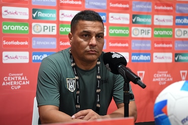 Franklin Narváez deja el banquillo del Club Atlético Independiente