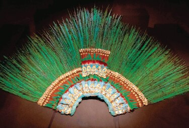 México intenta recuperar de Viena penacho azteca