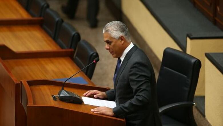 Asamblea ratifica a Jorge González en la directiva de la ACP en medio de recriminaciones