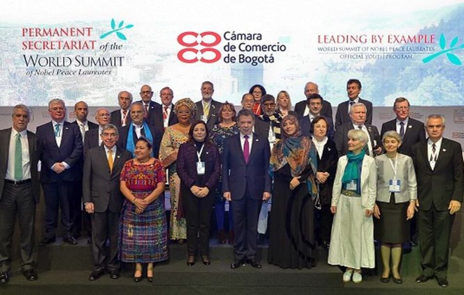 Premios Nobel de Paz critican la política migratoria de Trump