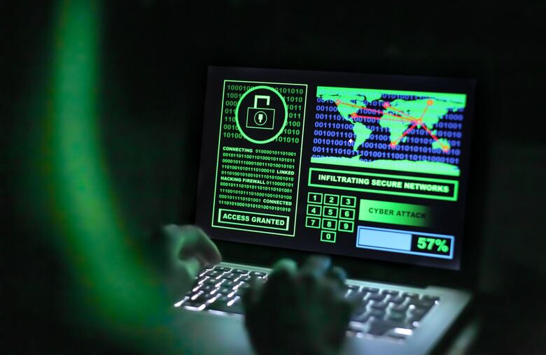 ‘Tengo tus fotos desnudo’, la BBC le siguió la pista a estafadores