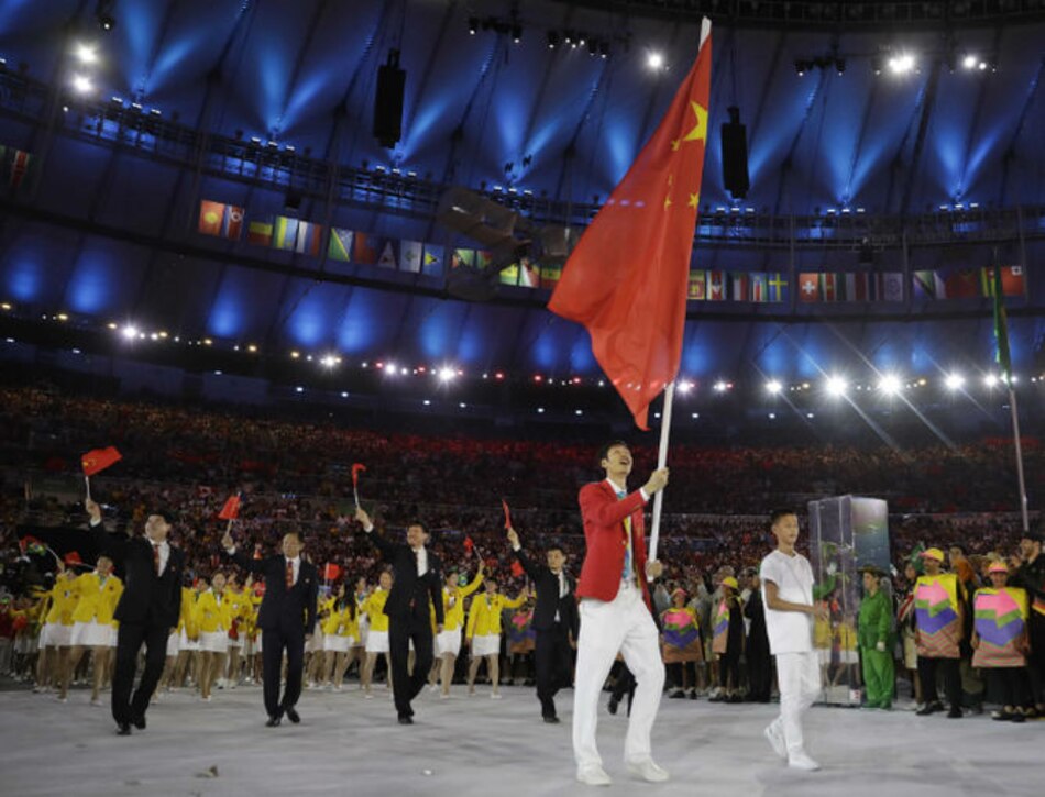 Organizadores de Río reemplazan banderas erróneas de China