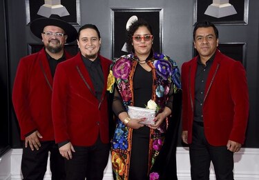 La Santa Cecilia prepara sorpresas para el Disney Hall