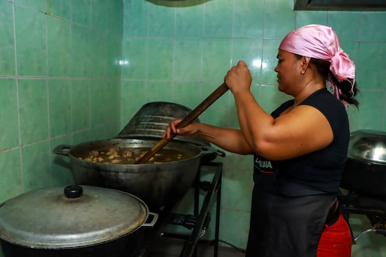 Meduca cancela en firme licitación de más de $50 millones para almuerzos escolares
