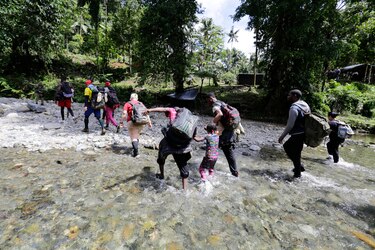 Al menos 150 mil migrantes han cruzado la selva de Darién este año