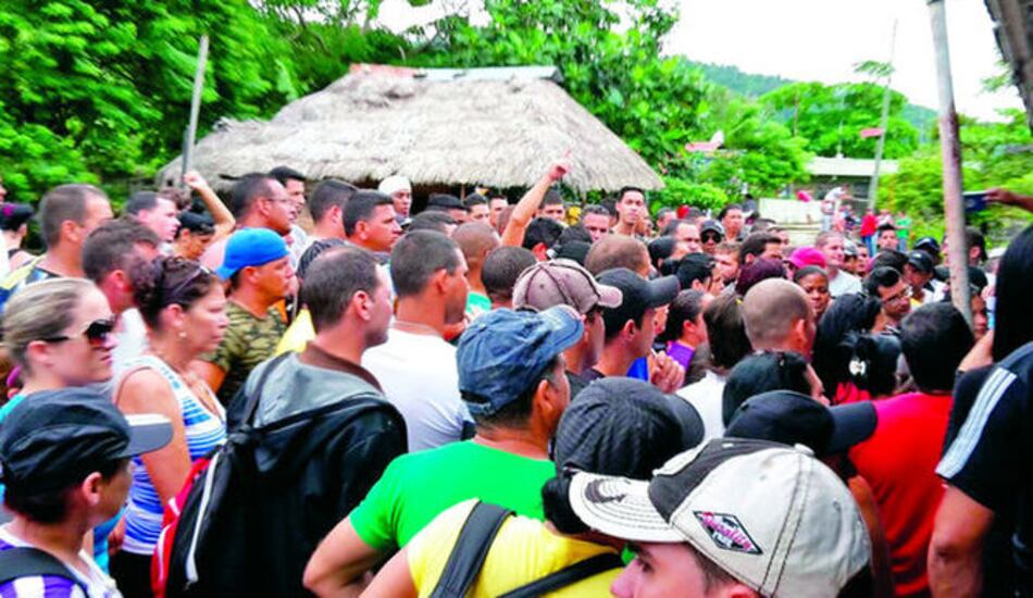 A cuentagotas salen de Puerto Obaldía