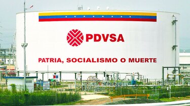 Trump anuncia que Estados Unidos confiscó un petrolero frente a las costas de Venezuela