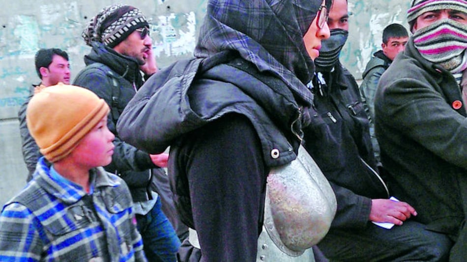 Joven afgana teme por su vida