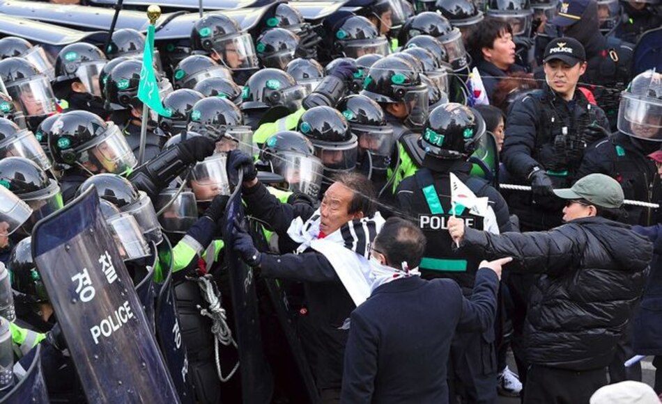 Corea del Sur se prepara para más protestas violentas