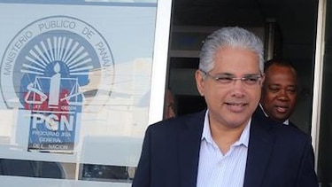 Políticos, los más espiados