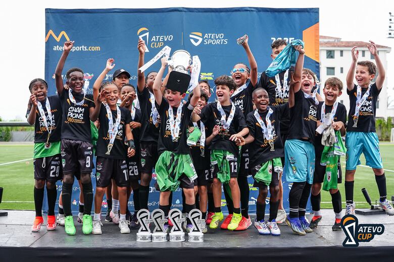 Finales agónicas coronan campeones en Atevo Cup