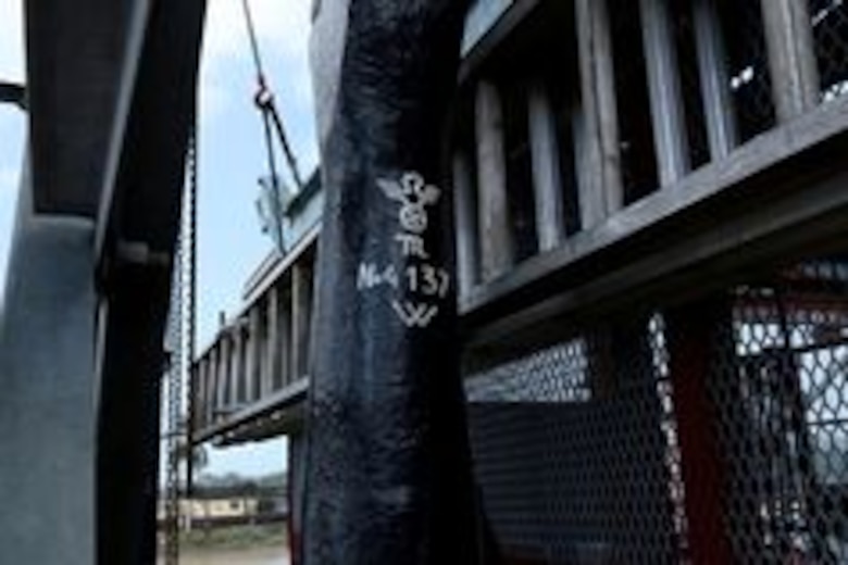 La grúa Titán, de Hitler, extiende su vida en el Canal de Panamá