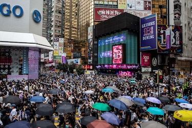 Miles de manifestantes en Hong Kong contra proyecto de ley chino sobre seguridad