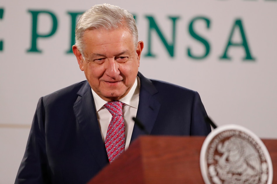 El presidente López Obrador acuerda con los empresarios mantener precios de productos básicos