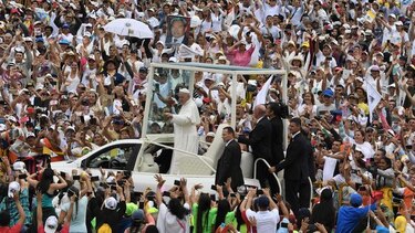 Papa pide compromiso sincero para la reconciliación en Colombia