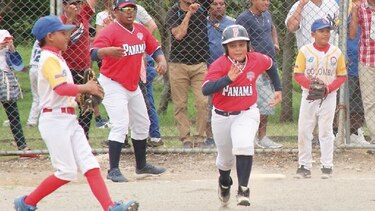 Panamá conquista el Torneo Panamericano de Béisbol