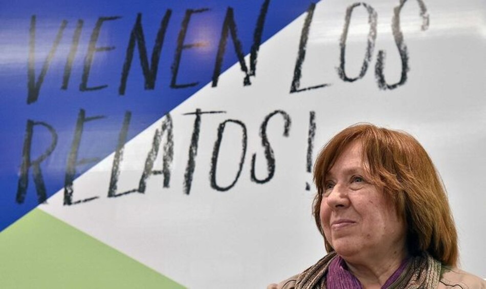 Premio Nobel Svetlana Alexievich en la Feria del Libro de Bogotá