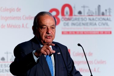 Carlos Slim, el hombre más rico de México, asegura que es irracional que a ‘los jubilados se les esté dando muchos ingresos’