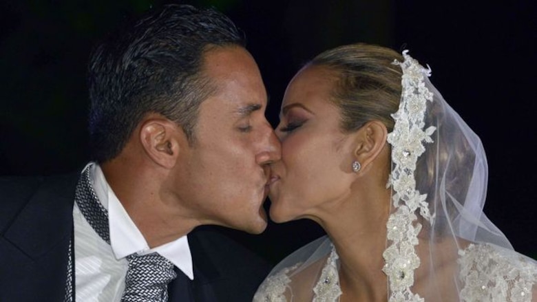 Multitudinaria boda de Keylor Navas y Andrea Salas en Costa Rica