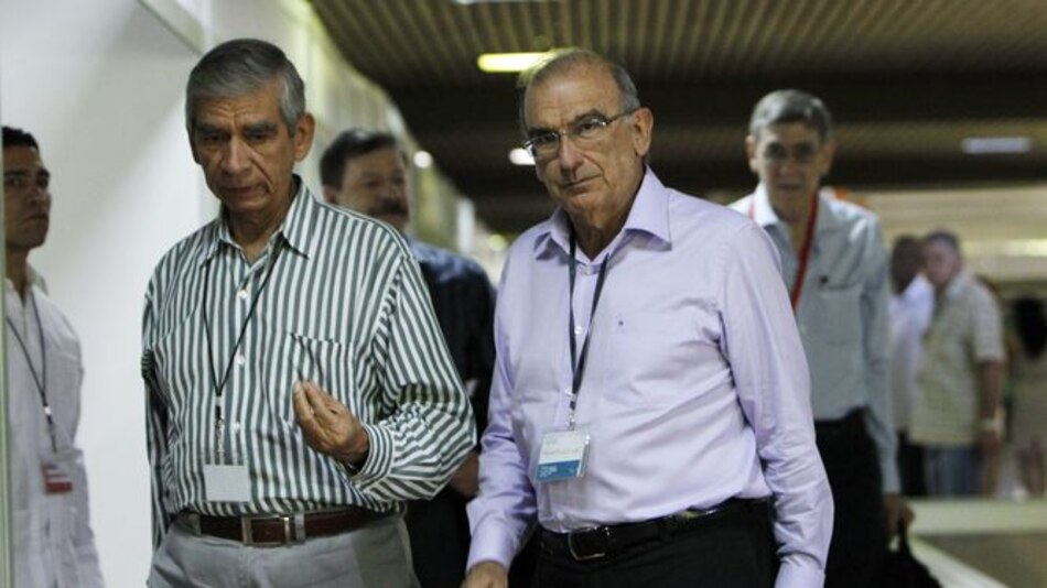 Gobierno colombiano y FARC retoman negociaciones de paz en Cuba