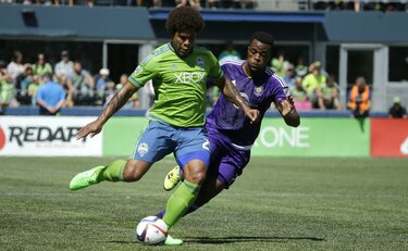 Lesión de Román Torres es compleja; será operado la otra semana