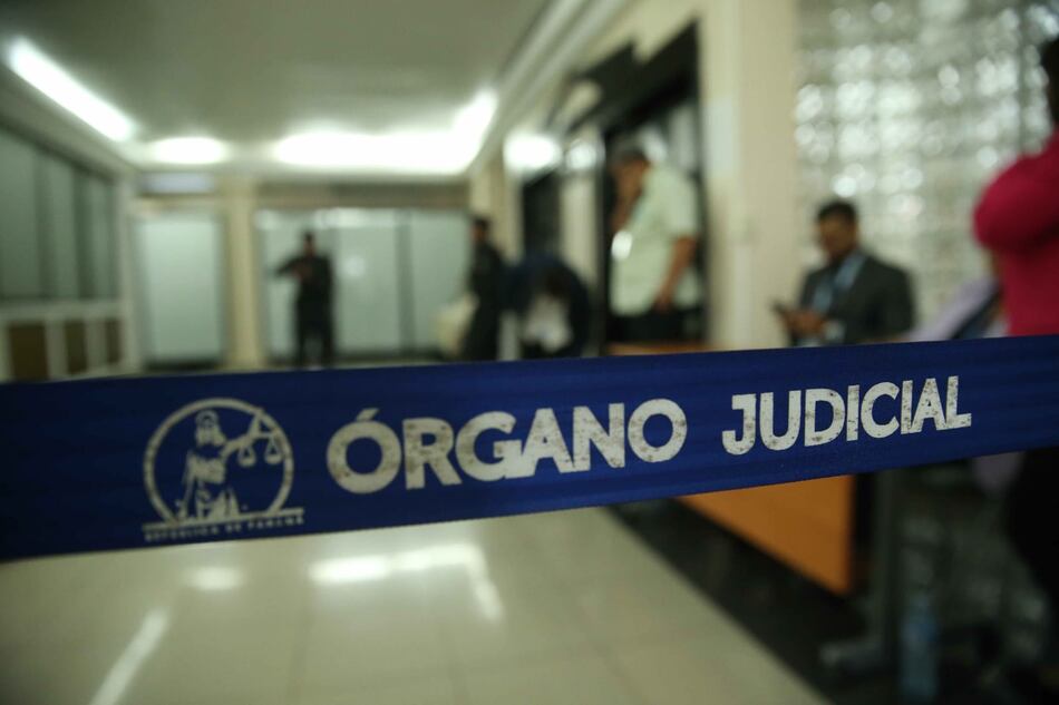 Fiscal pide condena para Mayte Pellegrini y exdirectivos de Financial Pacific en caso Caye Bank