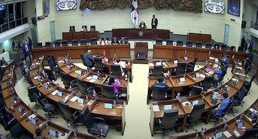 Presupuesto pasa a tercer debate con reclamo de Chapman: ‘Hay desconexión con la realidad fiscal’