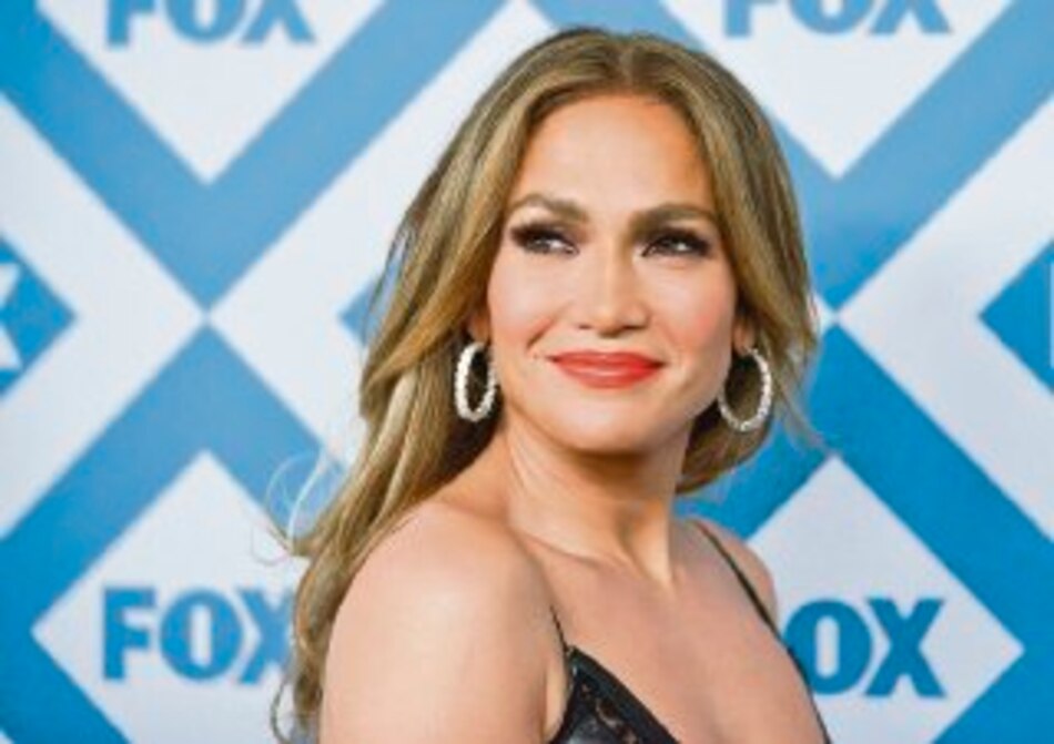 Jennifer López y Leah Remini sufren accidente