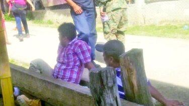 Castigan con el cepo a caciques electos
