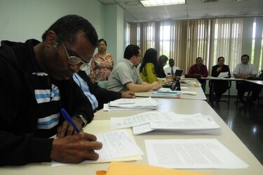 Educadores plantean pedir aumento salarial al Meduca