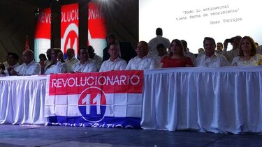 Miembros del Comité Ejecutivo Nacional del PRD reciben credenciales