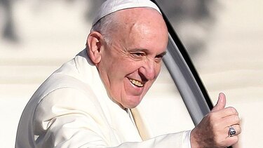 El papa tiende la mano a los divorciados y a las uniones de hecho