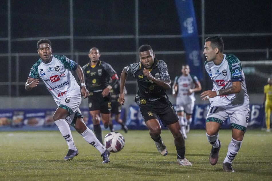 Tauro y CAI van por la gloria de la LPF