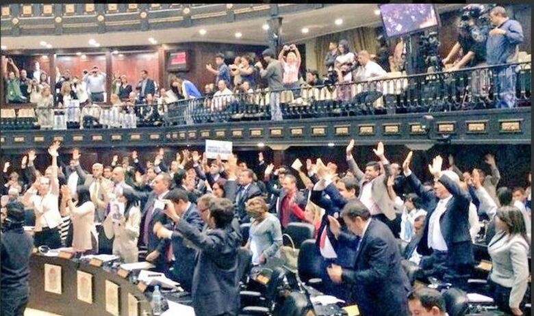 Video: Parlamento de Venezuela aprueba ley de amnistía para presos políticos