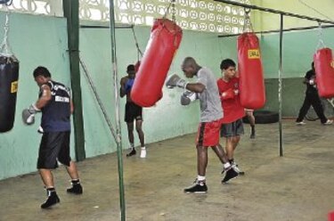 Panamá se impone en regional de boxeo