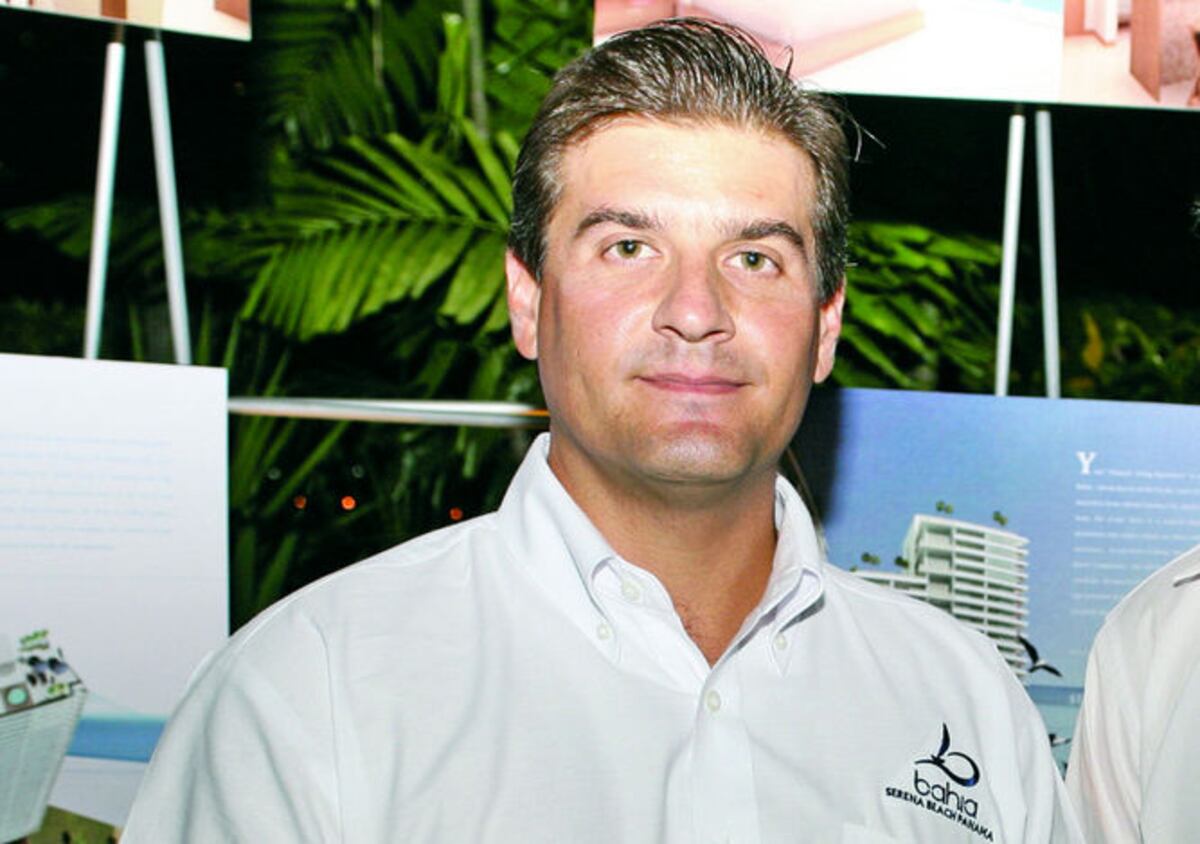 Nicolás Corcione Pérez Balladares es requerido por el Ministerio Público para ser indagado.