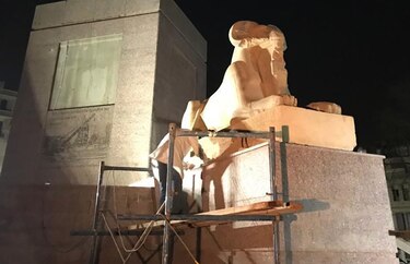 Instalación en centro de El Cairo de cuatro esfinges crea polémica