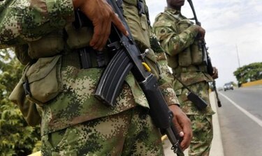 Condenan a tres testaferros de las FARC