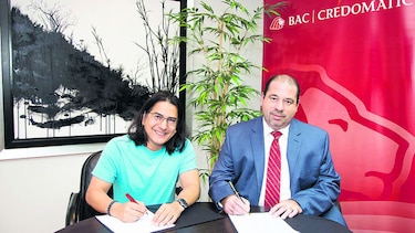 Bac Credomatic y Luna Llena de Tambores