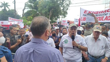En Chiriquí realizan una marcha para exigir la reapertura inmediata de la vía Interamericana
