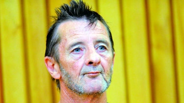 Phil Rudd se declara culpable de amenazas