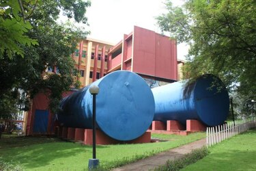 Suspenden labores administrativas en La Colina