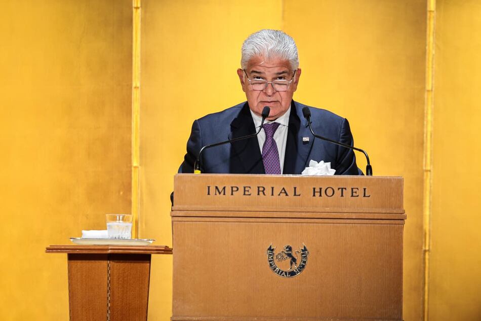 Mulino invita a Japón a unirse al Tratado de Neutralidad del Canal de Panamá