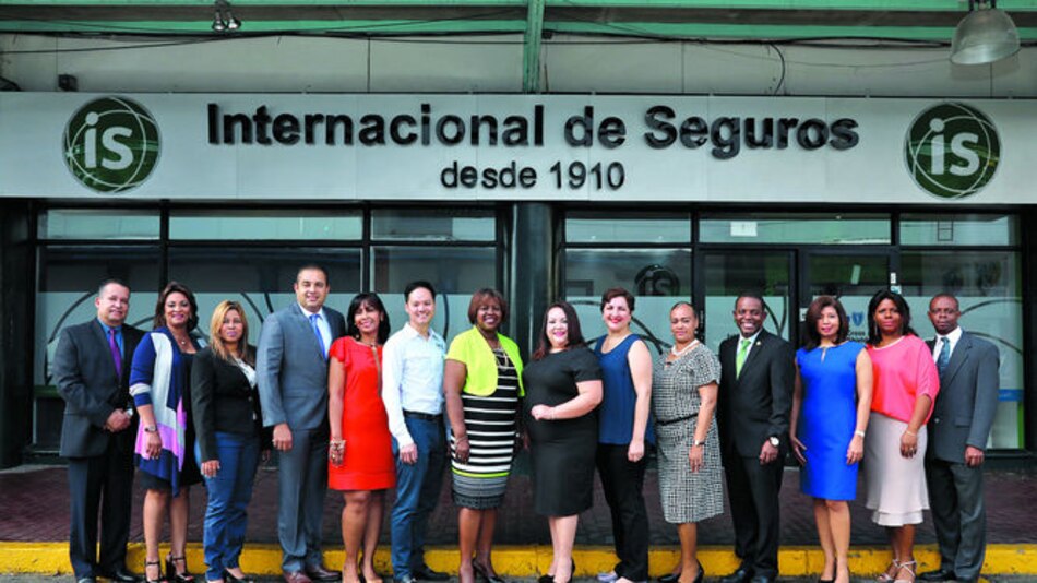 IS felicita a corredores de seguros