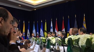 Piden a presidentes latinoamericanos más presión contra el régimen de Nicolás Maduro