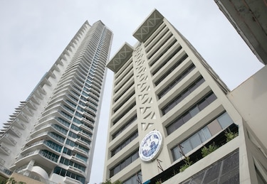 ‘Nunca hemos operado como zona libre de petróleo’, dice VT Shipping, pero no explica por qué recibió exoneraciones